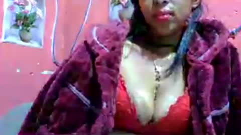 julie0612 online show from June 23, 1:01 pm