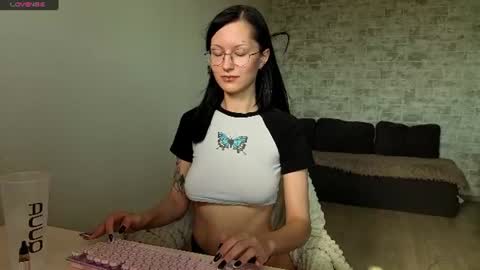 see u next time  1700 UTC 0 3 online show from August 8, 2:44 am