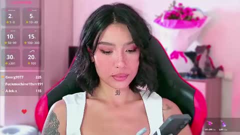 julie_turner_ online show from August 3, 8:54 am