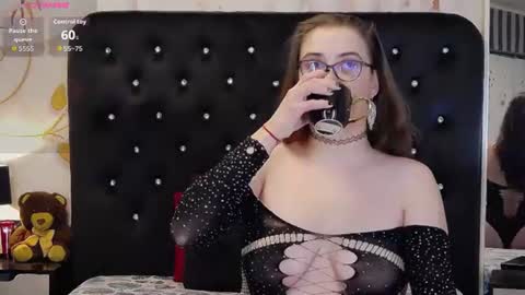 Julia online show from August 7, 4:34 am