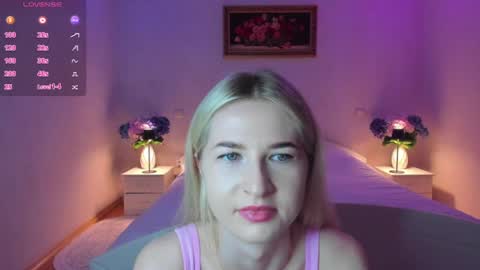 julieblazex online show from July 18, 8:54 pm