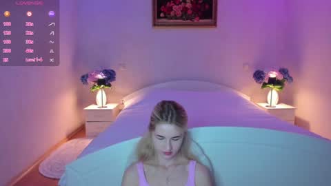 julieblazex online show from July 18, 10:00 pm