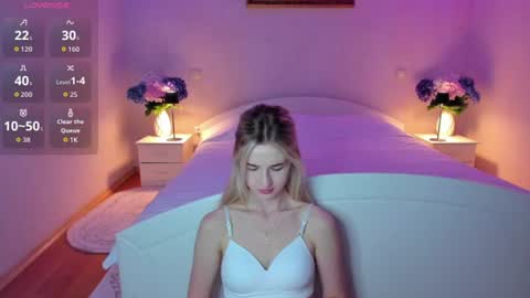 julieblazex online show from July 21, 9:28 pm