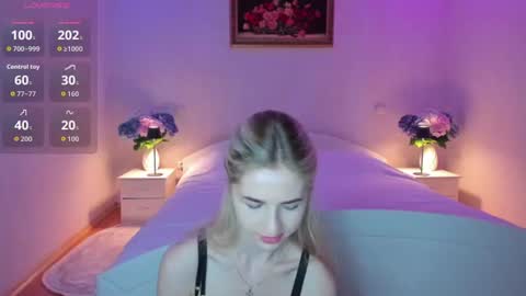 julieblazex online show from August 5, 11:14 pm