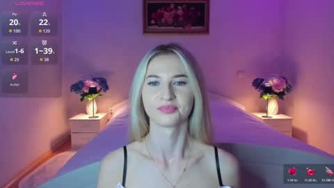julieblazex online show from August 7, 10:32 pm