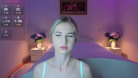 julieblazex online show from August 8, 8:20 pm