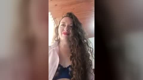 Julieta Velvet online show from September 4, 4:55 pm