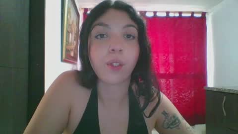 Juli  Nati online show from July 17, 8:53 pm