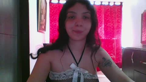 Juli  Nati online show from August 6, 3:00 pm