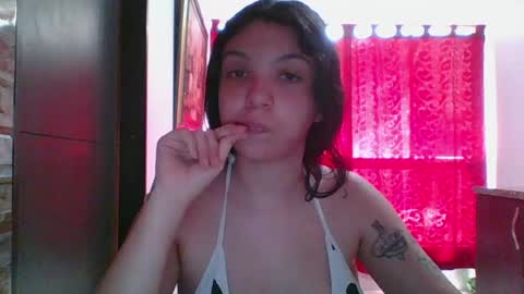 Juli  Nati online show from August 11, 4:42 pm