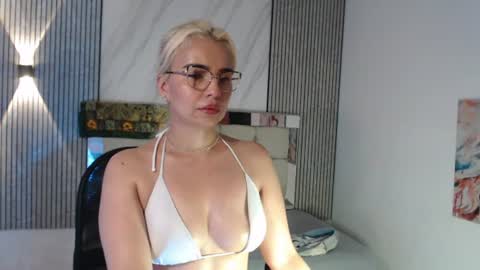 Julierta online show from August 14, 11:41 pm