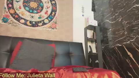 Julieta wall online show from August 9, 10:44 pm