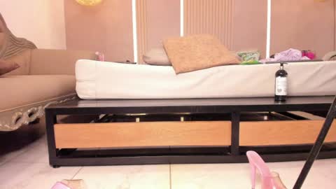 Julietha online show from August 11, 1:18 am