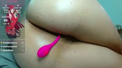 juliethamarquezz online show from August 2, 10:33 am