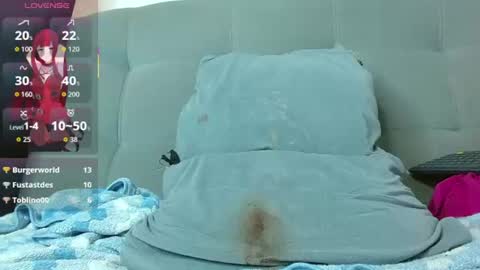 juliethamarquezz online show from August 4, 4:53 am