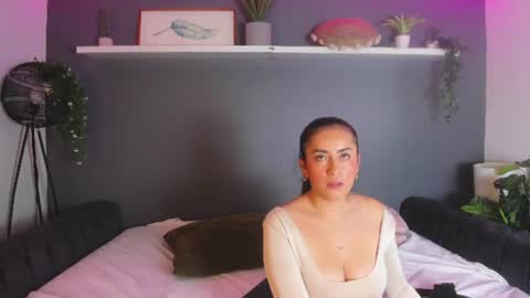 Julietta online show from August 15, 11:47 am