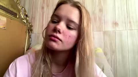 Malin online show from August 12, 5:10 am