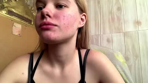 Malin online show from August 13, 5:21 am