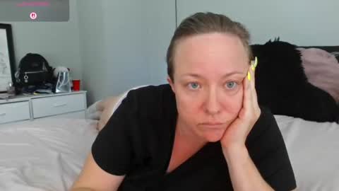 Juli Monroe online show from July 19, 6:43 pm