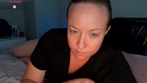 Juli Monroe online show from July 19, 9:06 pm