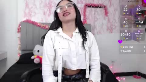 june__moon online show from August 7, 6:57 am