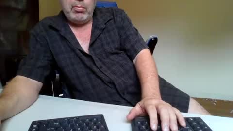 junkhp1 online show from June 23, 10:44 pm