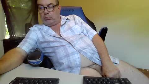 junkhp1 online show from July 4, 5:59 pm