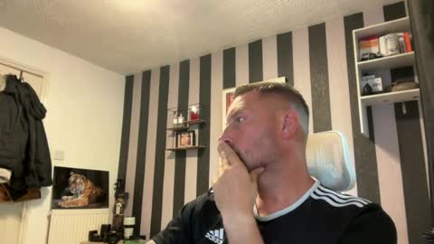 Junky online show from July 27, 2:55 pm