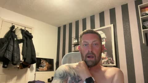 Junky online show from August 11, 8:55 pm