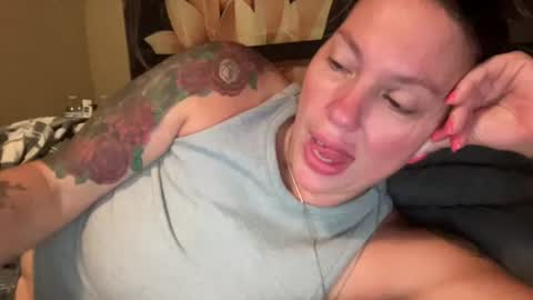 Flirty influncer online show from June 28, 3:04 pm