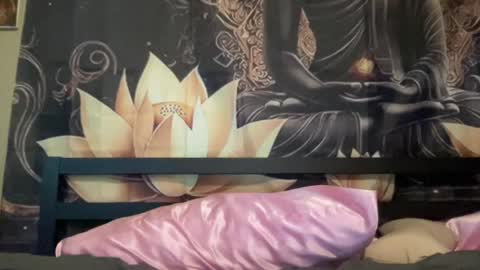Flirty influncer online show from August 15, 1:37 pm