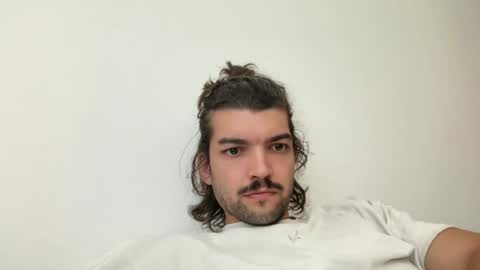 just_a_guy_with_a_big_cock online show from June 17, 1:10 pm