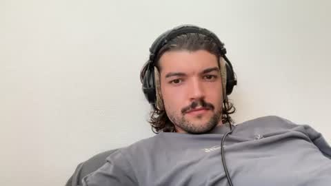 just_a_guy_with_a_big_cock online show from July 27, 2:33 pm