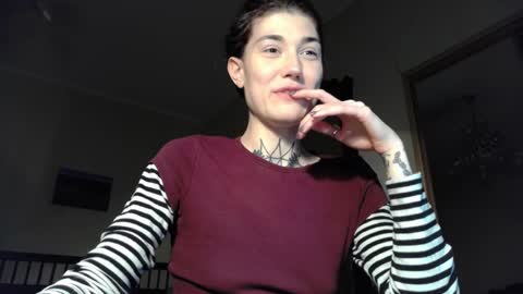 just_curly_ginger online show from May 27, 7:49 pm