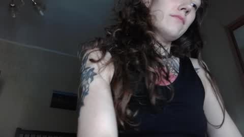 just_curly_ginger online show from June 24, 1:24 pm