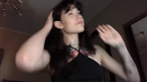 just_curly_ginger online show from August 13, 10:07 am