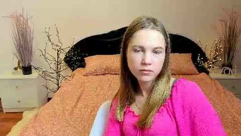 just_l0ve_me online show from August 3, 9:16 am