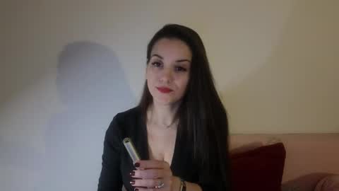JustAnne online show from May 5, 10:33 pm