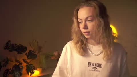 Hi Im Katarina Lets get up our Christmas mood together online show from August 5, 2:04 pm