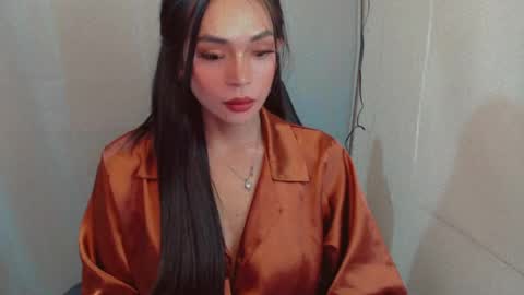 justhewayouare21 online show from August 6, 2:16 pm
