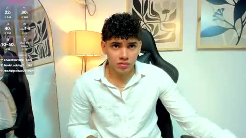 justin_payn14 online show from September 1, 1:23 pm