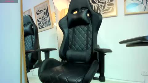 justin_payn14 online show from September 3, 2:20 pm