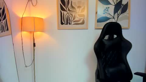 justin_payn14 online show from September 10, 11:09 am