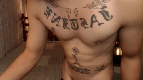 justine_hunk online show from June 3, 8:40 am