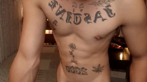 justine_hunk online show from June 4, 8:18 am