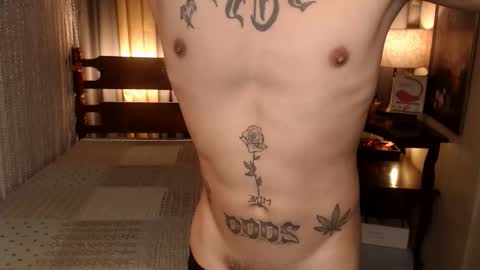 justine_hunk online show from June 4, 9:24 am