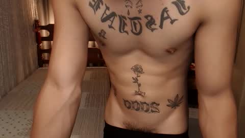 justine_hunk online show from June 11, 7:25 am
