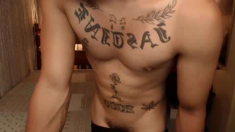 justine_hunk online show from June 13, 7:27 am