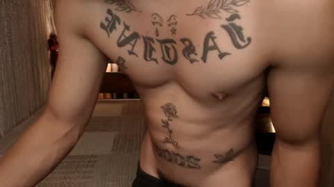 justine_hunk online show from July 14, 6:18 am