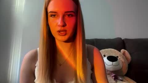 Lina online show from August 14, 10:19 am